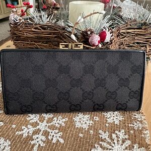 Gucci Black Leather Wallet Authentic Vintage Price Firm